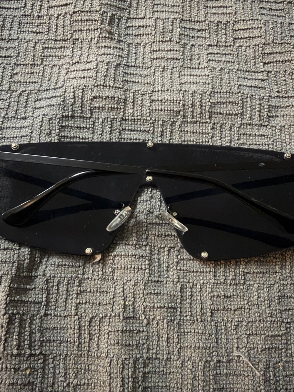 Oversized Black Shield Sunglasses - Picture 2 of 2